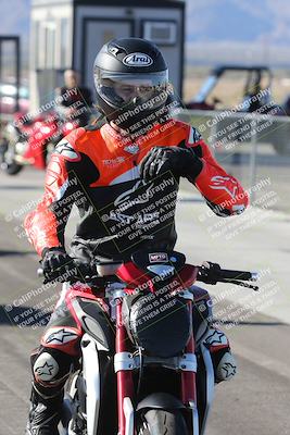 media/Dec-01-2025-Moto Forza (Mon) [[2daa91e15f]]/4-Around the Pits/